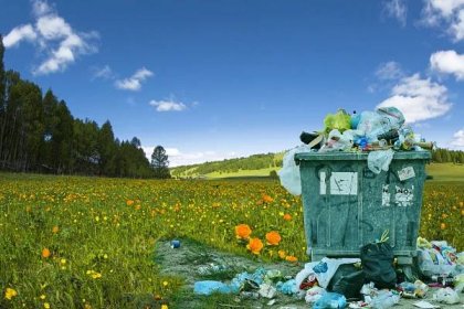 Eko-kom zkoumá, jak dostat z popelnice na směsný odpad to, co do ní nepatří