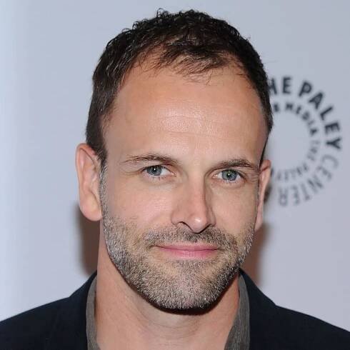 Jonny Lee Miller