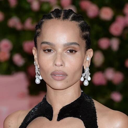 Zoë Kravitz On London, Lipstick And Her Daily Beauty Regime