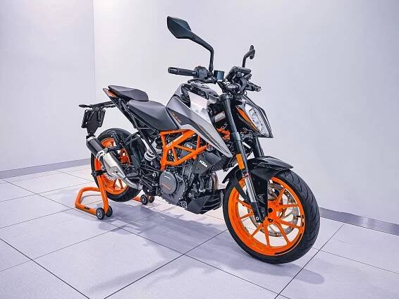 2022-03-20-KTM_Duke_390_2 | AUTOMARTIN Martin Klein