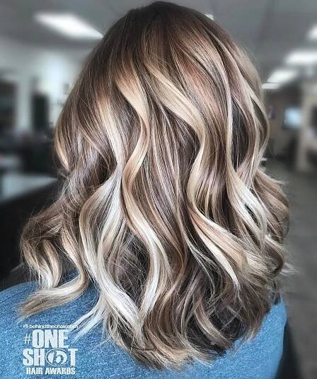 Přirozený vzhled barvení? Zvolte balayage! (30+ ukázek) | Salóny krásy