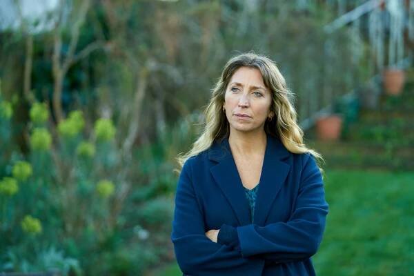 Rodiče - Žádný směr domů - Z filmu - Daisy Haggard