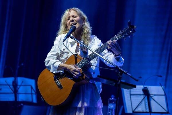 FOTOREPORT: Lenka Filipová zpívala v Brně v několika jazycích, diváci ji odměnili standing ovation