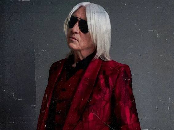 Joe Elliott names "the most hated band on the planet"