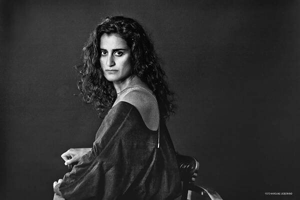 Team Players | Özlem Saglanmak