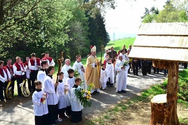 Květen 2013 - Oficiální stránky obce Valašská Senice