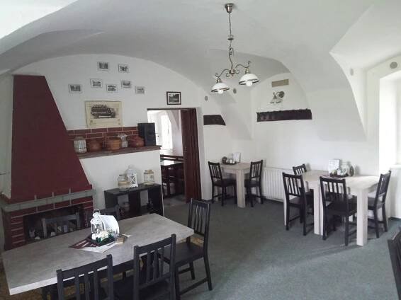 Zámecká restaurace foto 6