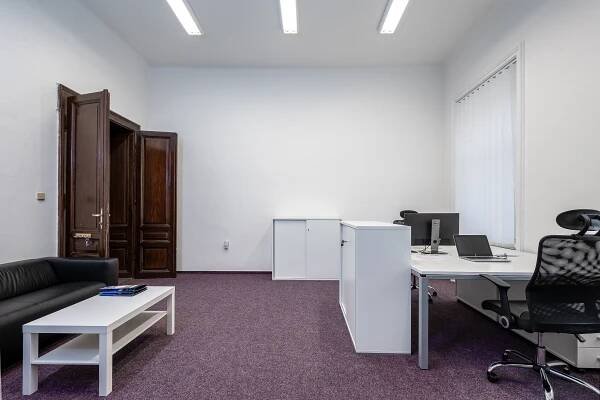 OTROŠINA Invest - realitní kancelář foto 5