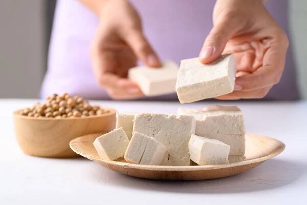 What is Tofu? And How to Use It