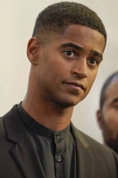 Vražedná práva - Jsi ten práskač? - Z filmu - Alfred Enoch