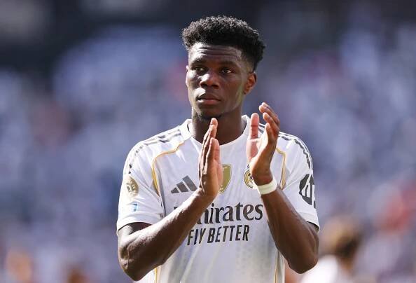 Aurelien Tchouameni of Real Madrid clapping.