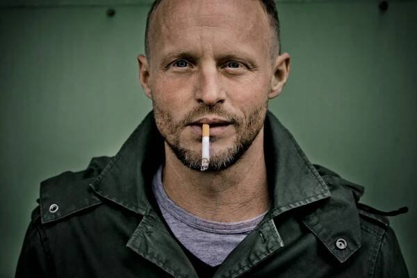 Florian Brückner › Agentur Lambsdorff