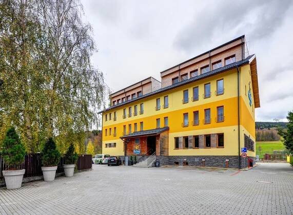 Hotel Helios, Lipová-lázně | Hotely Penziony .cz