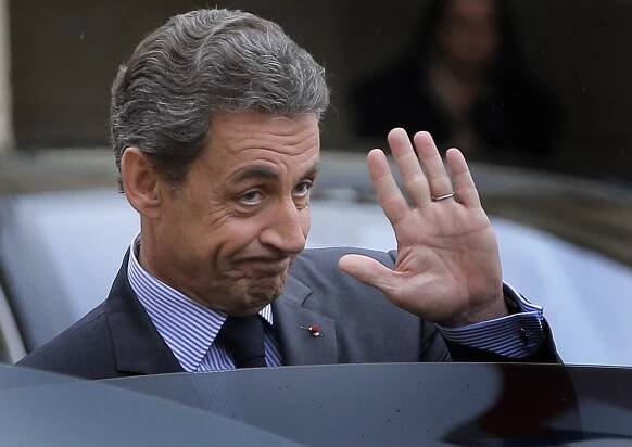 Prokuratúra podozrieva Sarkozyho aj po výsluchu