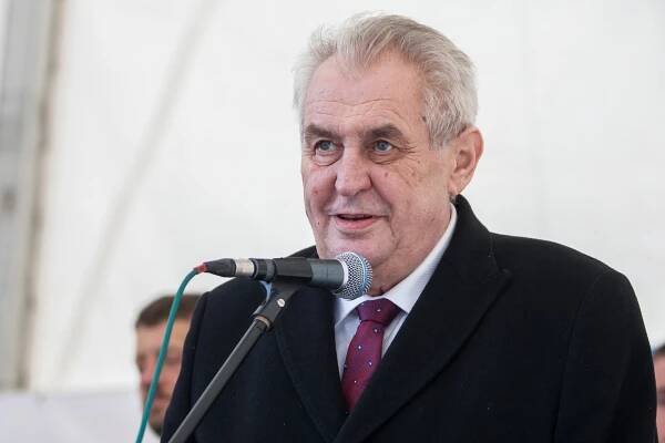 Návštěva prezidenta Zemana v Prysku se nesla v poklidu a s vtipem