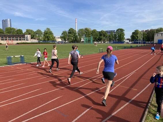Druhý trénink rodin AK Olomouc – Atletika pro rodinu