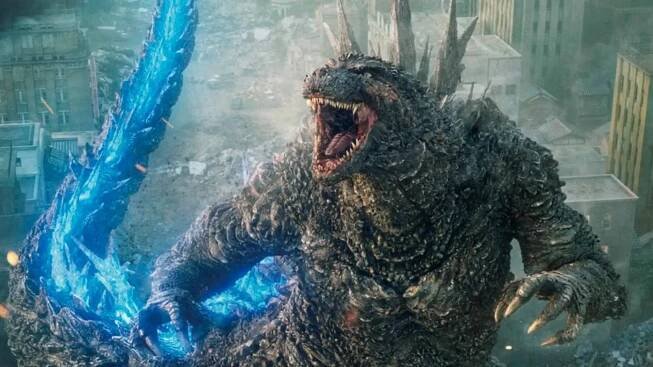 Vizuálně strhující Godzilla Minus One bude brzy online. Dorazí i černobílá verze