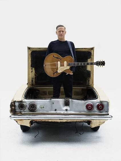 Zpěvák Bryan Adams zamíří v prosinci do pražské O2 areny
