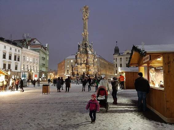 V Olomouci odstartovaly vánoční trhy | Hanácký Večerník | Zpravodajství z Olomouce a okolí