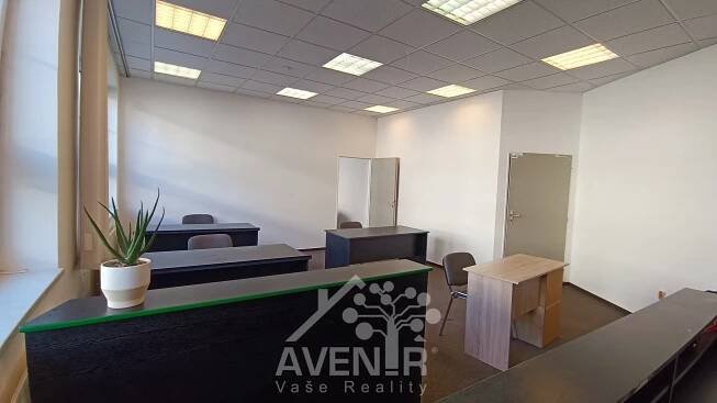 Pronájem kanceláře 140 m² - Avenir Reality