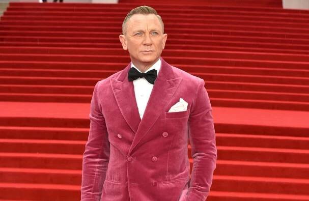 Daniel Craig rejected James Bond role at first because of typecast fears - video Dailymotion
