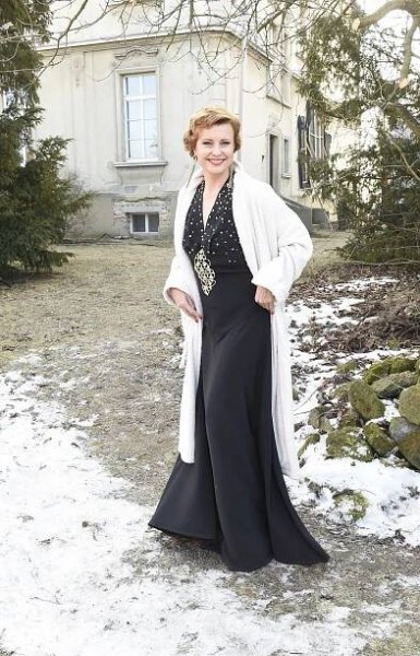 Jitka Schneiderová v pokračování První republiky hraje krásku volných mravů. Takhle vypadá