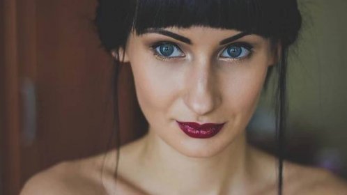 Zuzana (28): Chtěla bych chlapa, ale nemůžu o pořádného zavadit. Nadřízený mi udělal nabídku – Lifee.cz