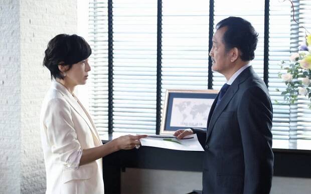 Suits - Episode 8 - Z filmu - Honami Suzuki, Kótaró Jošida