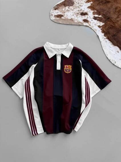 FC Barcelona oversized t-shirt featuring Blaugrana colors and design, unisex streetwear jersey for football fans with modern urban aesthetic