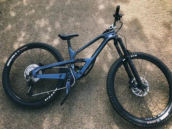 Prodám Cannondale Jekyll x title za 50 000 Kč