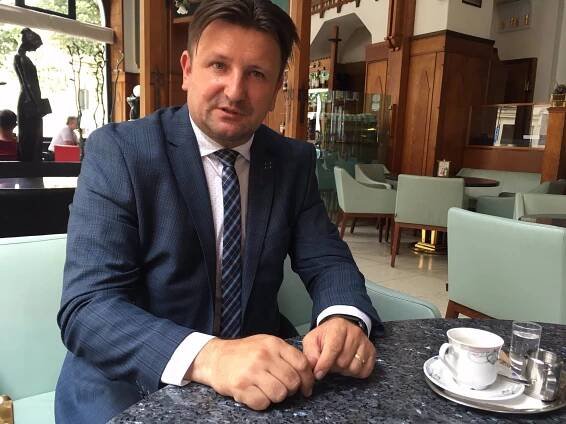 FOTO: Velvyslanec ČR na Slovensku Tomáš Tuhý přišel do diplomacie z bezpečnostních složek. V letech 2014 až 2018 byl českým policejním prezidentem.