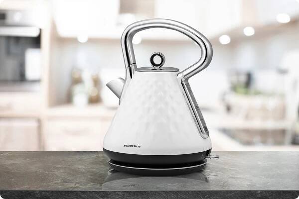 BEZDRÁTOVÁ ELEKTRICKÁ KONVICE BIANCO 1,7 L 2200 W S PODSVÍCENÍM Váha výrobku 1.21 kg