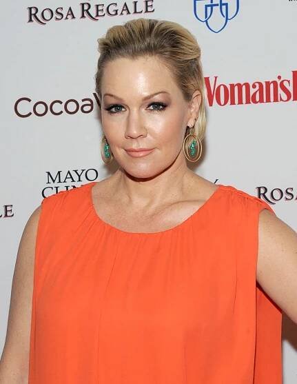 Herečka Jennie Garth.