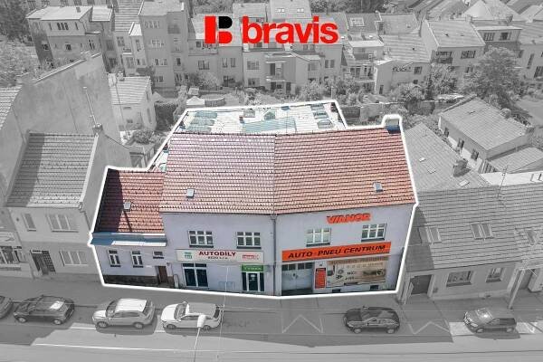 Prodej dvou řadových domů, ulice Minská, Brno- Žabovřesky, parkování ve dvoře - BRAVIS REALITY, s.r.o.