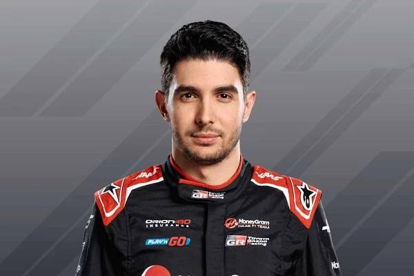 Fotka: Esteban Ocon z Haasu | CzechCrunch