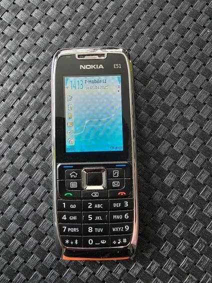 Nokia E51 krásný stav! - Mobily a chytrá elektronika