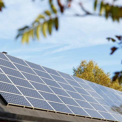 Solar Panels vs. Tesla Solar Roof: Here's the Difference