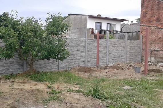 Betonový plot, štípaný kámen, Olomouc | RSBETON
