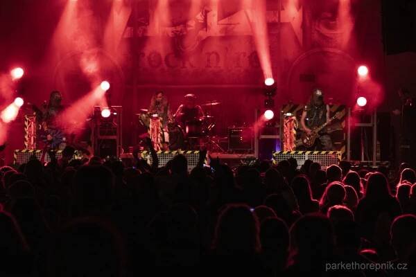 4. 7. DOGA & ALKEHOL | Letní parket Hořepník - Open-air koncerty, zábavy, rockové, punkové a metalové akce