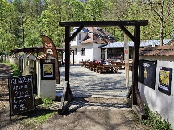Výlet s dětmi do Znojma: Naučná stezka S mlokem Gránickým údolím - Brněnská máma