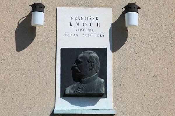 Sokolské památky | Po stopách Františka Kmocha a jeho sokolské kolínské kapely