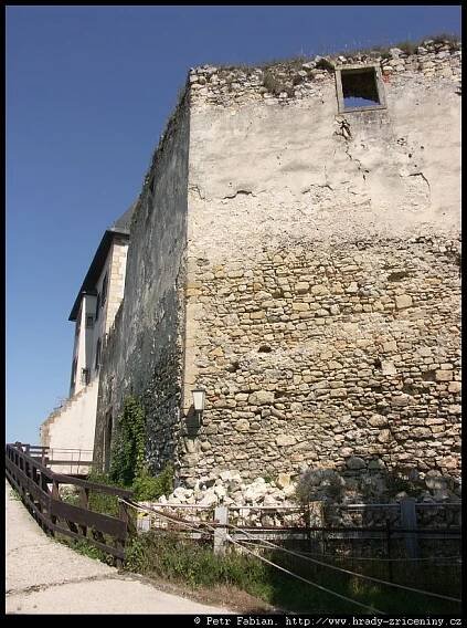 Hrad Trenčín – Trenčiansky hrad / hrady-zriceniny.cz