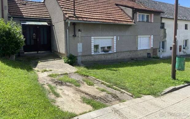 Prodej dům - Nezamyslice u Prostějova, 798 26, 557 m2