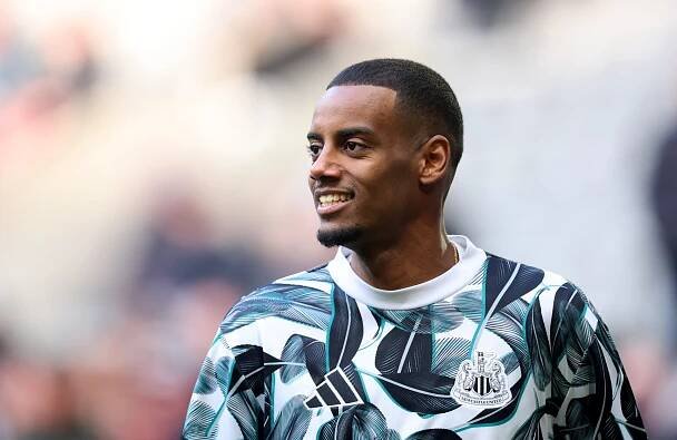 Newcastle executive closes the door on Barcelona target's exit - 'It would be crazy'