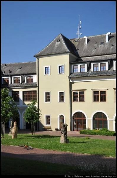 Hrady, tvrze, zámky a zříceniny – Fotografie z roku 2022 – 14.část / hrady-zriceniny.cz
