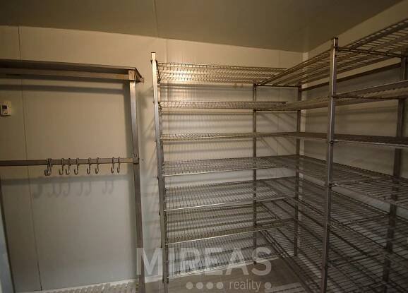 Pronájem obchodního prostoru 150 m², Armádní, Milovice - Mladá