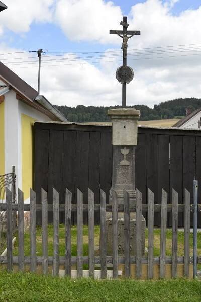 Soubor:Malá Víska (Vrhaveč) 04.jpg – Wikipedie