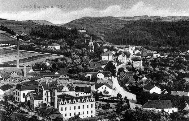 Brandýs nad orlicí / kostely - Města a městečka