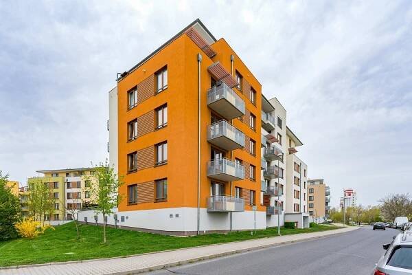 Prodej moderního bytu 2+kk/T/G, 62 m2, Praha 9 - Čakovice | Luxent