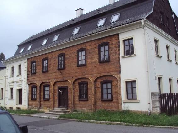 Soubor:NB Palackého 171a.JPG